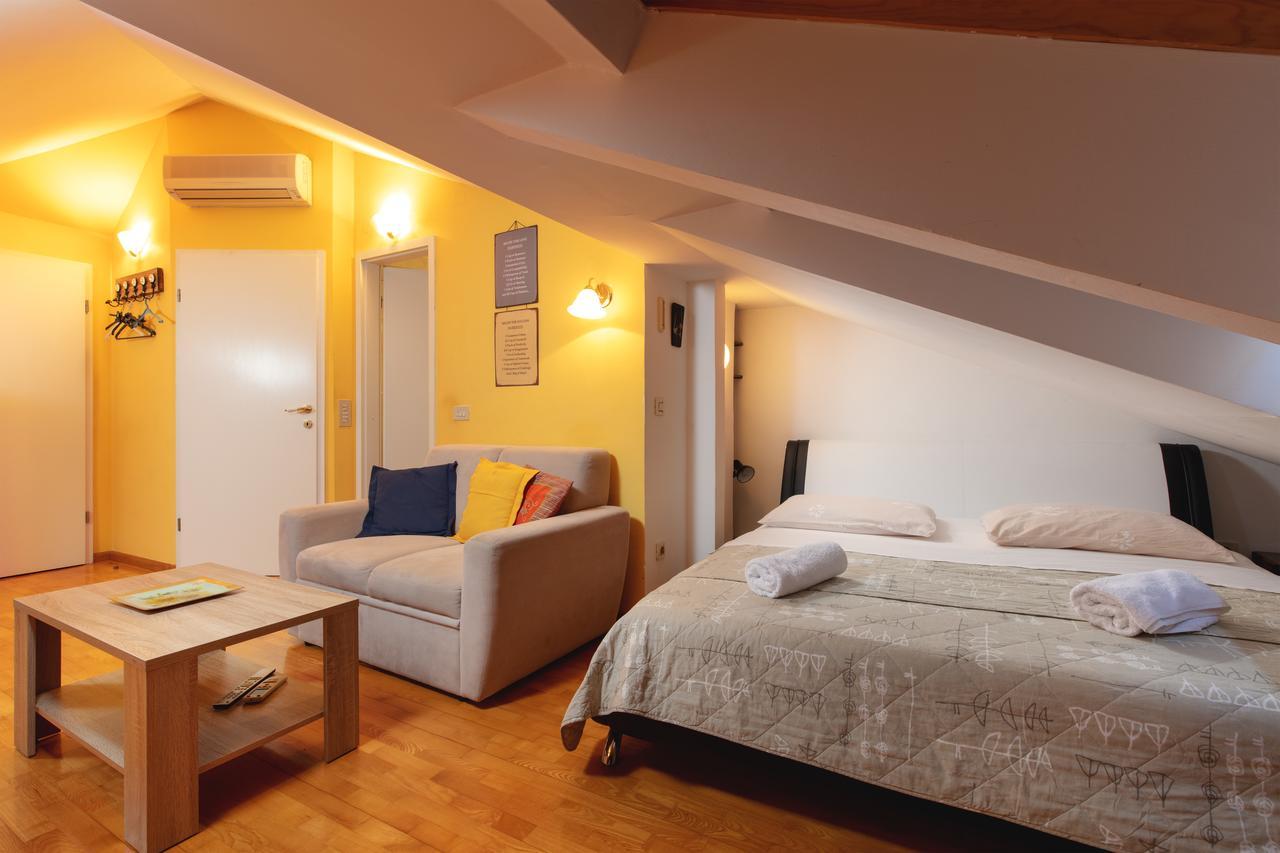 Apartment Viki Split Eksteriør bilde